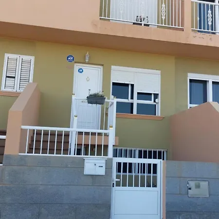 Duplex Centrico, Luminosos Y Bonitas Vistas.